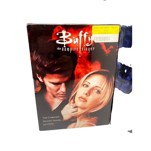 Buffy the Vampire Slayer Season 1 & 2 DVD sets - Picture 2 of 7